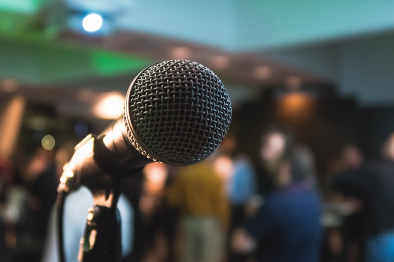 Konference — galvenā zāle